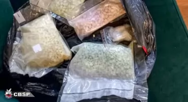 CBŚP rozbiło grupę narkotykową na Podlasiu. 22 osoby z zarzutami, 130 kg narkotyków zabezpieczonych [foto + video]
