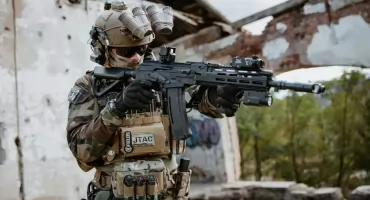 Kompletny przewodnik po wyposażeniu taktycznym dla gracza airsoft