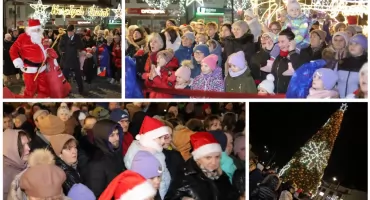 Uroczyste rozświetlenie świątecznych iluminacji w Czyżewie za nami [FOTO]