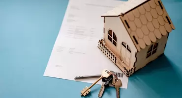 Dlaczego warto wybrać projekt domu dostosowany do działki i stylu życia?