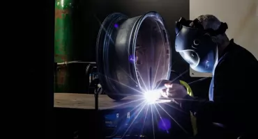 Najlepsze przyłbice do spawania   ranking i porównanie modeli