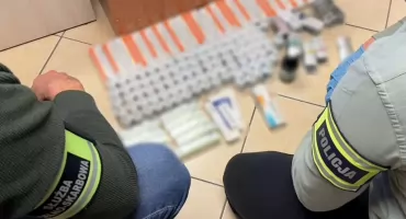 Nielegalne leki na jednym z targowisk w regionie. Zatrzymano 45-letniego Białorusina