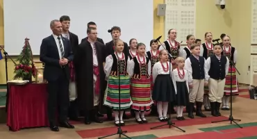 ZPiT Szepietowo na Ludowo uświetniło spotkanie opłatkowe radnych Sejmiku Województwa Podlaskiego [foto]