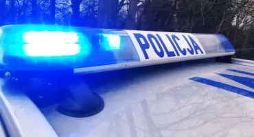 Tragedia w Nowych Piekutach. Nie żyje kobieta znaleziona przy banku