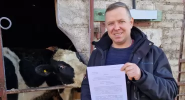 Rolnik wygrał z deweloperem – SKO blokuje budowę bloku przy gospodarstwie