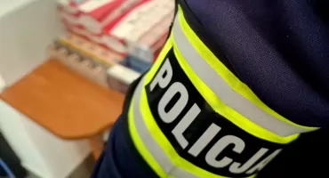 Nielegalne papierosy w lokalu usługowym. 49-latek odpowie przed sądem