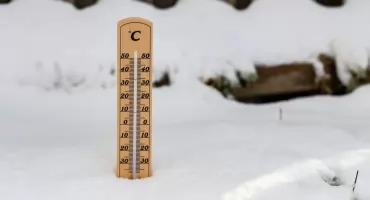 Ekstremalne zimno w Podlaskiem. Szkoły w gminie Czyżew zamknięte, problemy z dowozami uczniów