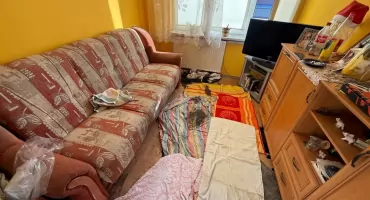 Zgon w bloku a bezpieczeństwo sąsiadów – czy skażenie może się rozprzestrzeniać?