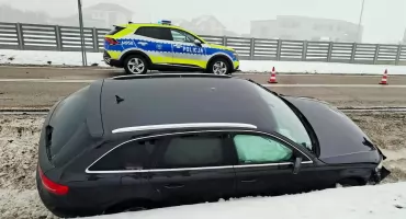 Kolizja w Dąbrówce Kościelnej. 3 promile alkoholu i brak uprawnień