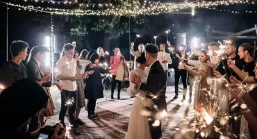 Zimne ognie na weselu - wszystko, co musisz wiedzieć przed zakupem