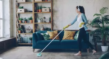 Dlaczego warto zlecić produkcję chemii gospodarczej zewnętrznemu partnerowi?