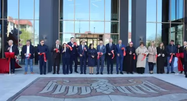 Nowa siedziba Starostwa Powiatowego w Wysokiem Mazowieckiem oficjalnie otwarta [FOTO + VIDEO]