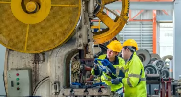 Ceramika ogniotrwała – fundament niezawodnych procesów w wysokich temperaturach