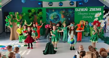 Mali ekolodzy w akcji. Trzy ekologiczne inicjatywy Przedszkola Miejskiego nr 1 w Wysokiem Mazowieckiem [foto]