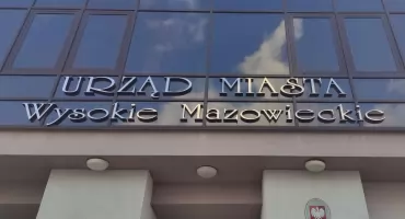 Piwnice urzędu przejdą zmiany? Miasto chce stworzyć miejsce schronienia