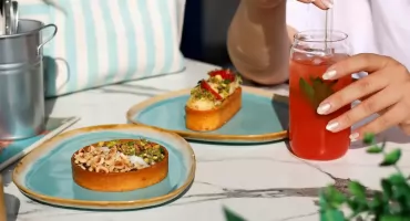 Pistacjowa tarta, która robi wrażenie – jak stworzyć modny deser o wyrafinowanym smaku?