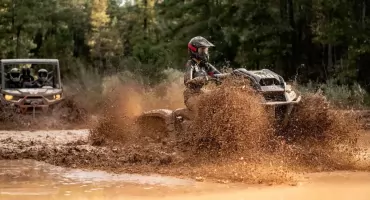 Can-Am Outlander - quad, który nie pyta, czy droga istnieje. On po prostu ją znajduje