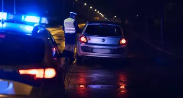 Bez świateł i z ponad 2 promilami. 30-latek zatrzymany w Ciechanowcu