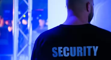 Firma ochroniarska na event – kiedy warto ją zatrudnić?