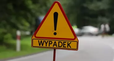 Dachowanie samochodu osobowego. 6-letnie dziecko trafiło do szpitala